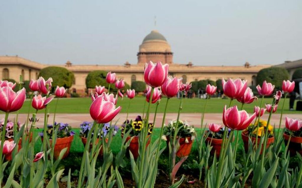 Mughal Gardens, Delhi