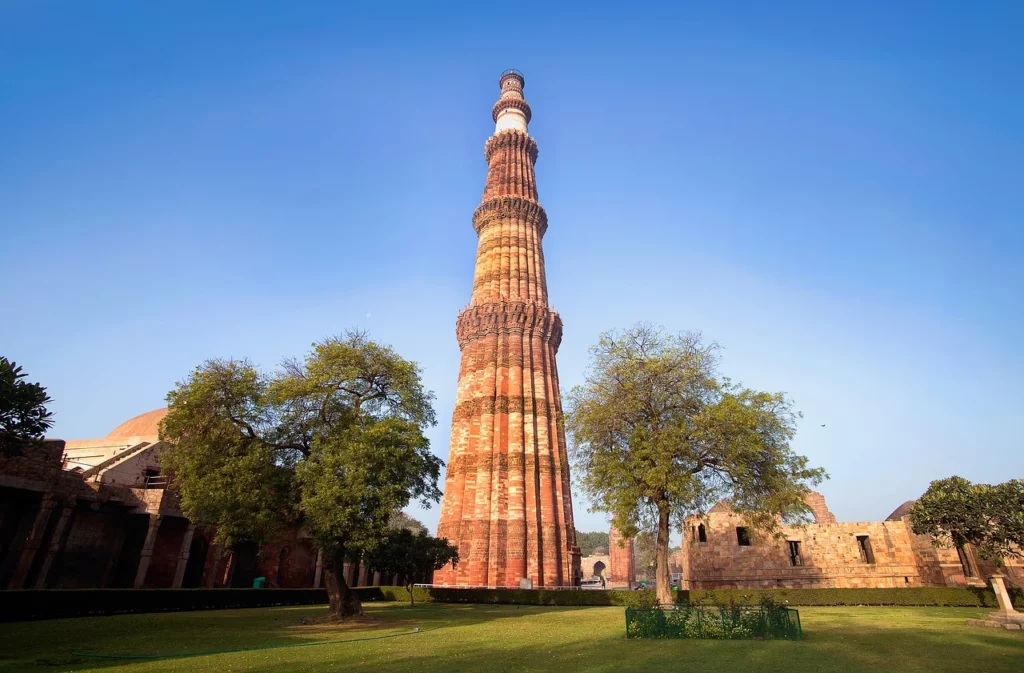  Qutub Minar, Delhi